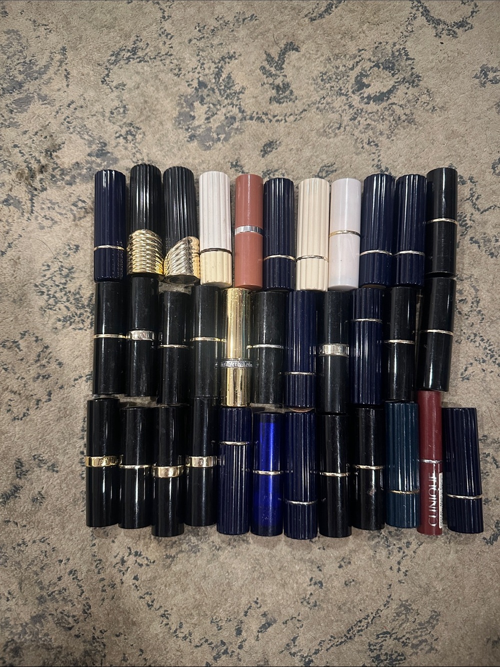 Assorted Lipstick Tubes vintage - Lancôme, Elizabeth Arden, Clinique 33 tubes